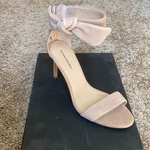 NWT Banana Republic heels